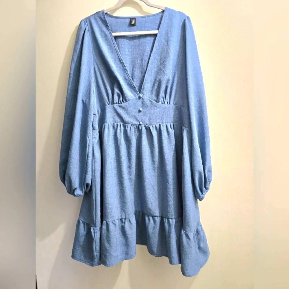 Linen Blue Lantern Sleeve Deep V Dress size 3XL - Picture 9 of 9